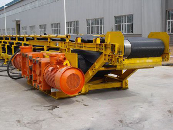 皮帶運(yùn)輸機(jī)