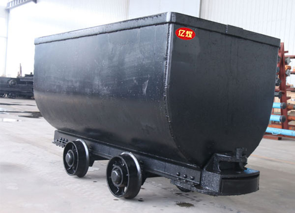 MGC1.1-6固定車箱式礦車