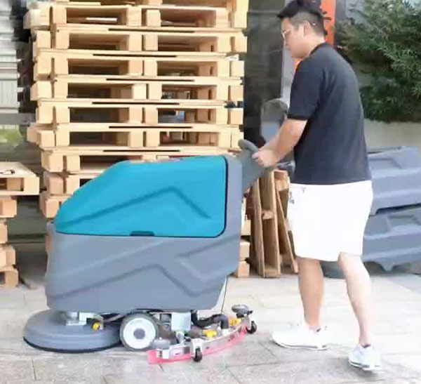 室內手推洗地車