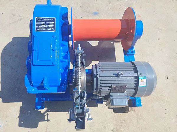 液壓卷?yè)P(yáng)機(jī)1