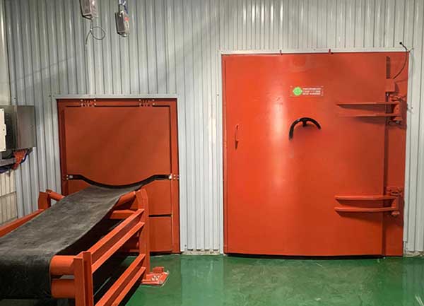 中央集控防火門