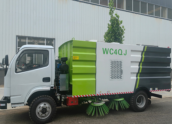 WC4QJ型防爆柴油機無軌膠輪清掃車