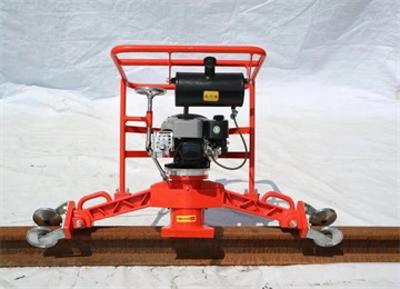 內燃仿形鋼軌打磨機