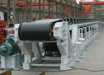 皮帶輸送機(jī)