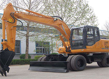 85輪胎式液壓挖掘機(jī)