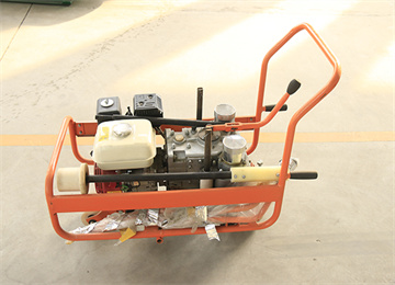 NLB-600型內燃雙頭螺栓扳手