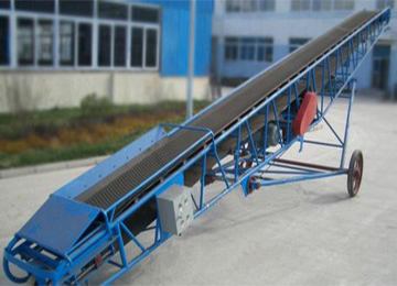 輸送機(jī)