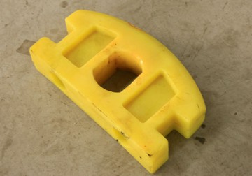 聚氨酯礦車碰頭