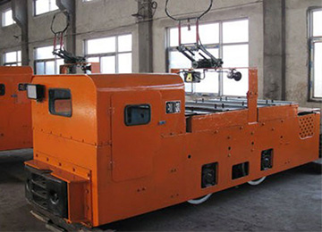 10噸架線式電機車