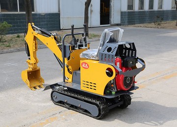 小型挖掘機