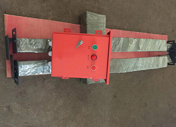 縱向撕裂檢測裝置