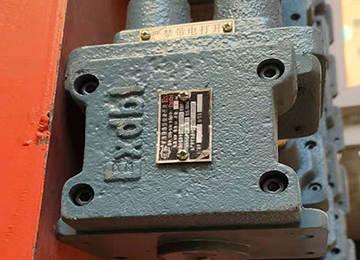 礦用微動(dòng)開關(guān)