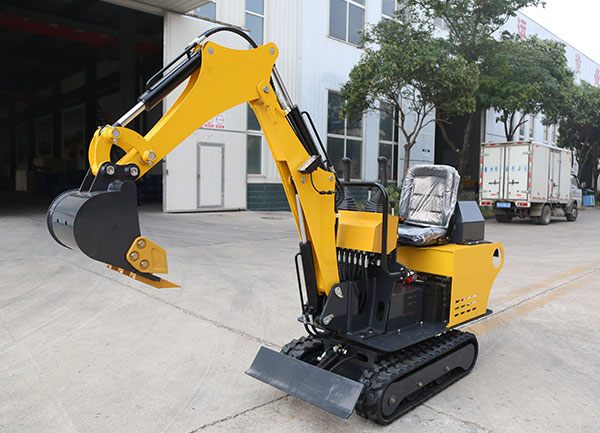 08小型挖掘機