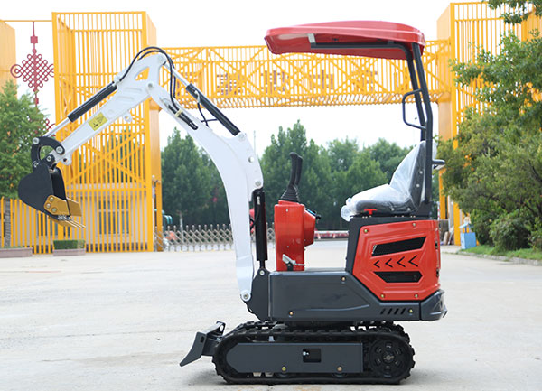 13B小型挖掘機