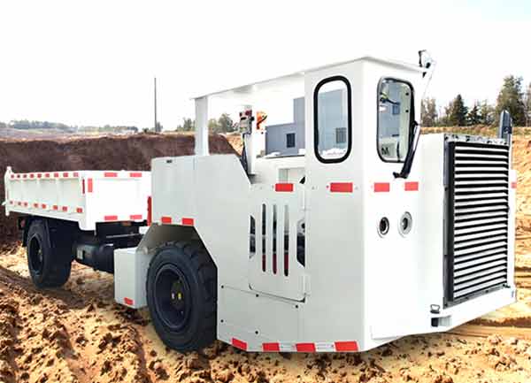 WCJ5E 防爆柴油機無軌膠輪車