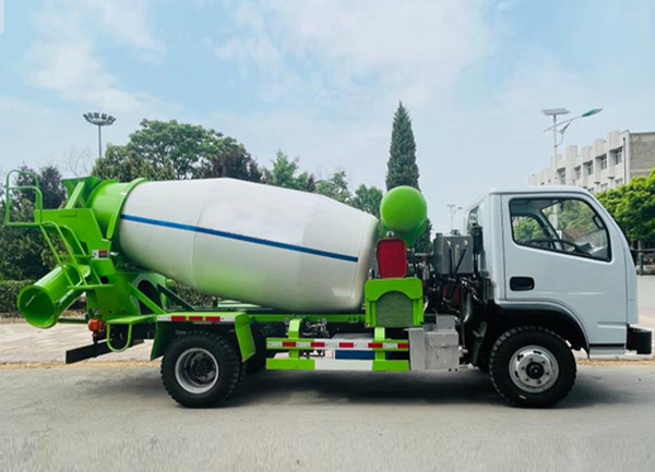 JC3防爆柴油機混凝土攪拌運輸車