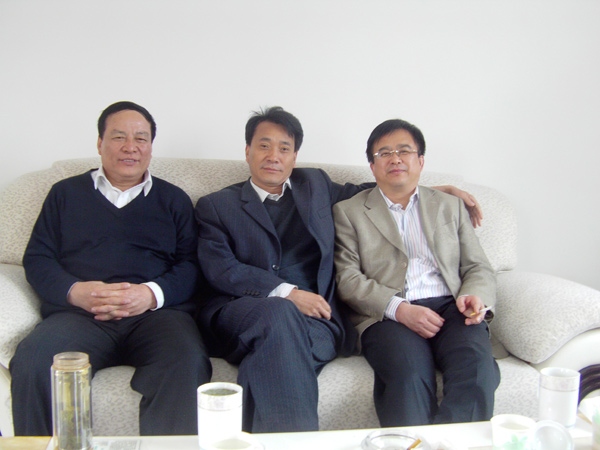 /濟寧市政府、市衛生局有關領導來我集團參觀指導/