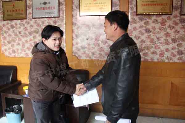 /喜訊:臺灣臺北客商前來山東中煤工礦集團參觀考察，并簽下采購合同/