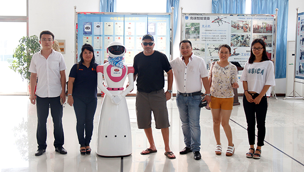 熱烈歡迎美國客商蒞臨我集團采購設備