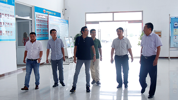 熱烈歡迎濟(jì)寧市外辦領(lǐng)導(dǎo)蒞臨中煤集團(tuán)參觀考察